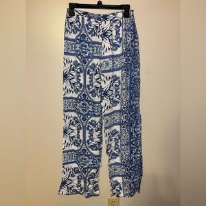 Blue and white patterned flowy pants